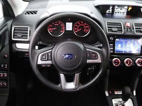 Used 2018 Subaru Forester 2.5i Premium w/ All-Weather Package AWD/4WD image 15