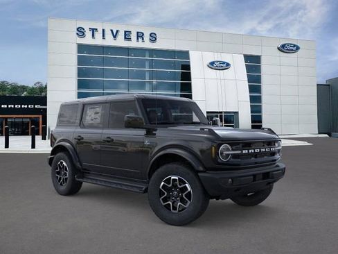 New 2026 Ford Bronco Outer Banks image 1