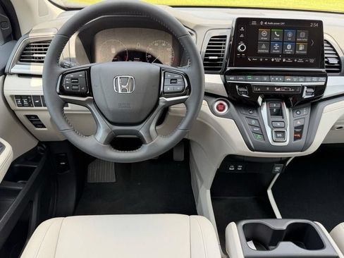 New 2026 Honda Odyssey EX-L image 9