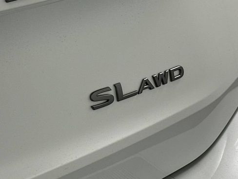 Used 2024 Nissan Rogue SL w/ SL Premium Package AWD/4WD image 15