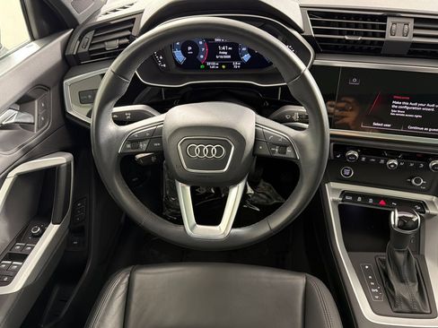 Used 2023 Audi Q3 2.0T Premium w/ Convenience Package AWD/4WD image 13