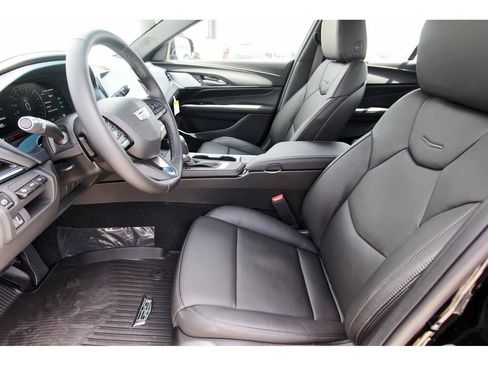 New 2025 Cadillac CT4 Premium Luxury image 6