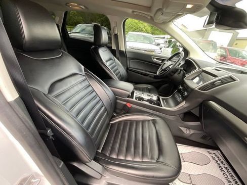 Used 2020 Ford Edge SEL w/ Convenience Package AWD/4WD image 23