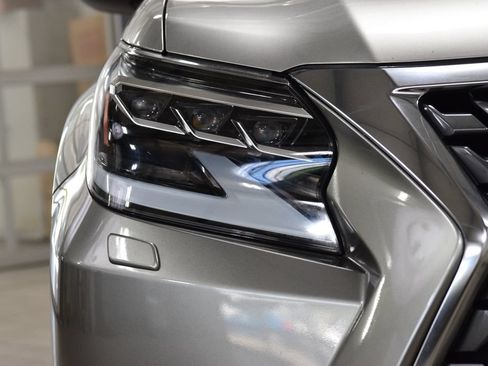 Used 2022 Lexus GX 460 Premium w/ Premium Package AWD/4WD image 12