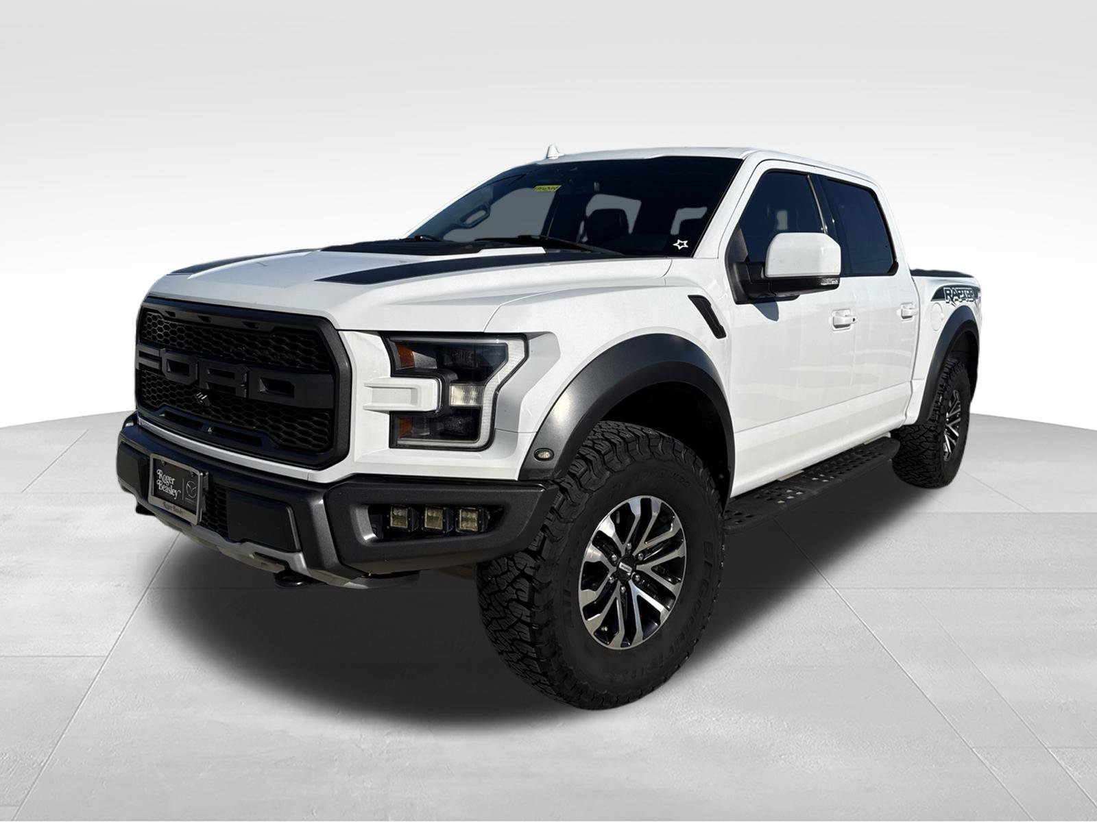 Used 2019 Ford F150 Raptor w/ Equipment Group 802A Luxury AWD/4WD image 1