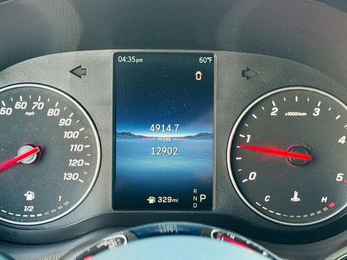 Used 2025 Mercedes-Benz Sprinter 2500 image 12