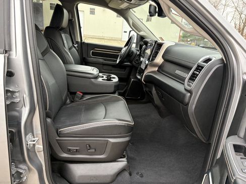 Used 2024 RAM 2500 Laramie image 18