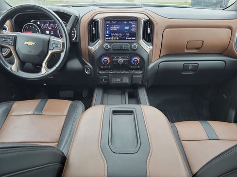 Certified 2022 Chevrolet Silverado 1500 High Country w/ Safety Package II image 14