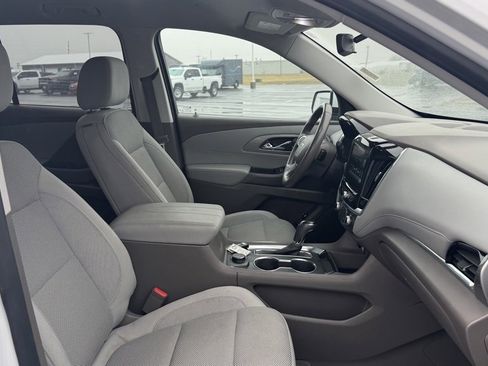 Used 2019 Chevrolet Traverse LT image 19