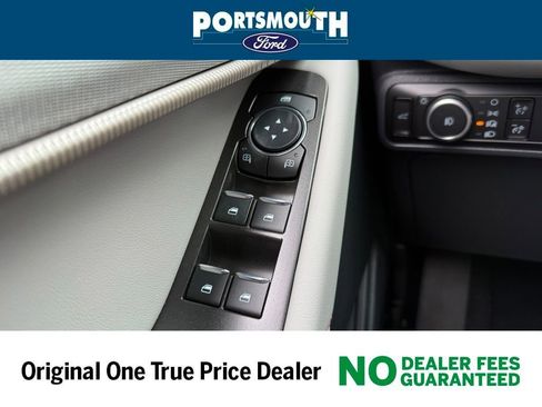 New 2026 Ford Explorer Active w/ Active Comfort Package AWD/4WD image 32