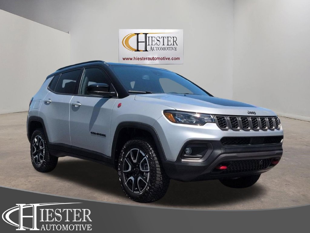 New 2026 Jeep Compass Trailhawk AWD/4WD 360° Tour