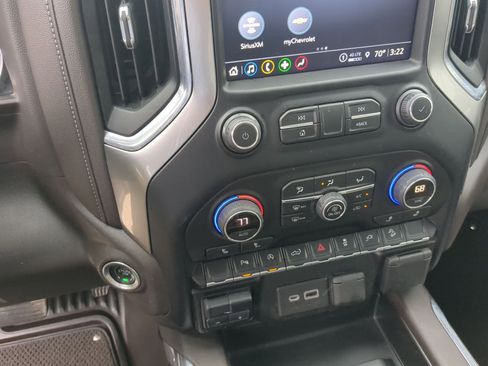 Used 2021 Chevrolet Silverado 1500 LT Trail Boss w/ Convenience Package II image 19