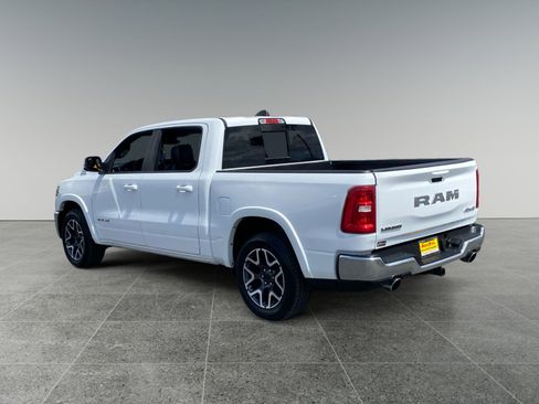 Used 2025 RAM 1500 Laramie AWD/4WD image 3