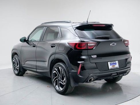 Used 2025 Chevrolet TrailBlazer RS w/ Convenience Package image 3