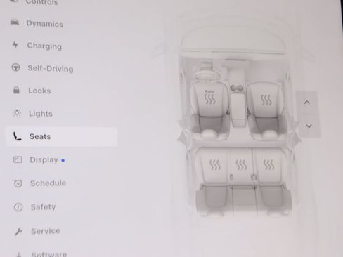 Used 2024 Tesla Model Y Long Range RWD image 30