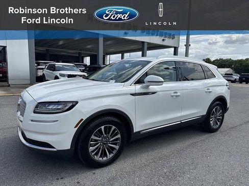 Certified 2023 Lincoln Nautilus AWD w/ Premium Package image 1
