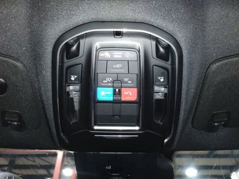 Used 2024 Dodge Charger R/T w/ Plus Group image 35