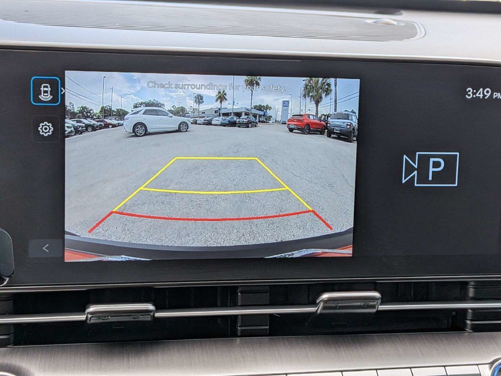 Used 2025 Hyundai Kona SEL FWD image 27