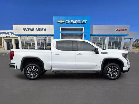 Used 2025 GMC Sierra 1500 AT4 w/ AT4 Preferred Package image 7