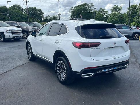 Used 2025 Buick Envision Preferred AWD/4WD image 3