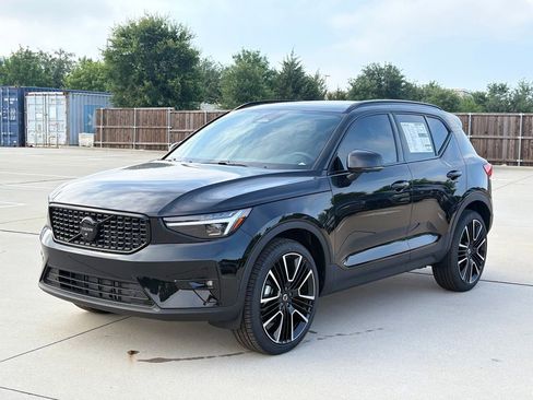 New 2026 Volvo XC40 B5 Ultra w/ Protection Package Premier AWD/4WD image 2