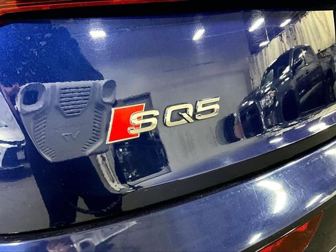 Used 2020 Audi SQ5 Premium Plus w/ Premium Plus Package image 8