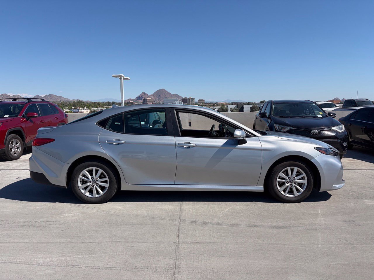 Used 2025 Toyota Camry LE FWD image 3