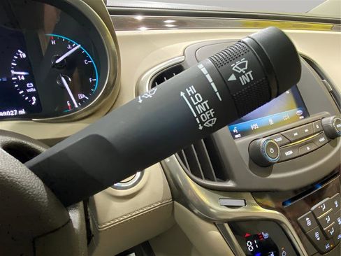 Used 2014 Buick LaCrosse Premium image 20