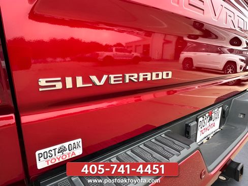 Used 2022 Chevrolet Silverado 1500 RST w/ Convenience Package II AWD/4WD image 16