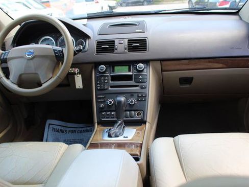 Used 2011 Volvo XC90 3.2 FWD image 8