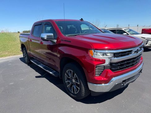 Used 2023 Chevrolet Silverado 1500 LT w/ Safety Package image 3