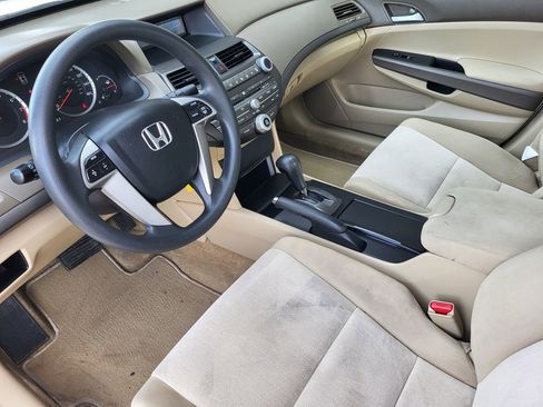 Used 2009 Honda Accord LX-P image 12