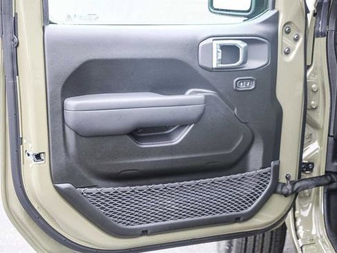 New 2026 Jeep Wrangler Unlimited Sport image 19