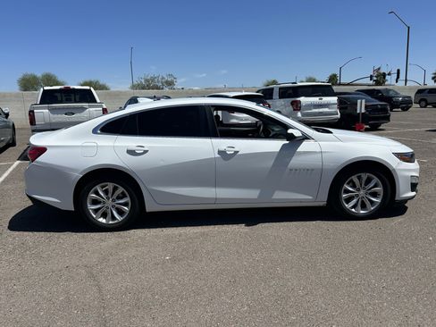Used 2022 Chevrolet Malibu LT FWD image 5