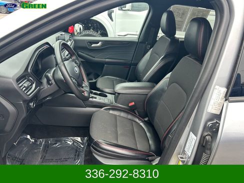 Used 2024 Ford Escape ST-Line AWD/4WD image 9
