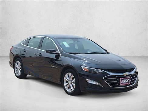 Used 2025 Chevrolet Malibu LT FWD image 3