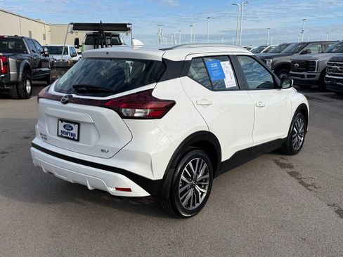 Used 2023 Nissan Kicks SV image 34