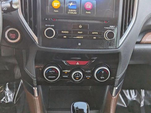 Used 2022 Subaru Forester Touring image 21