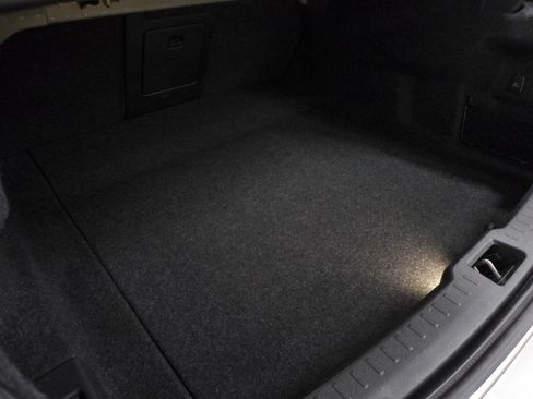 Used 2020 Volvo S60 T5 Momentum image 59