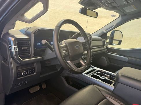 Used 2025 Ford F350 Lariat w/ Black Appearance Package AWD/4WD image 13