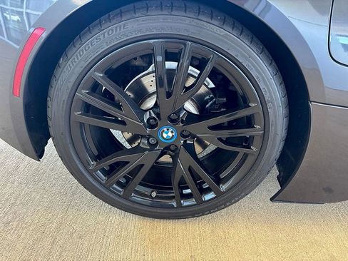Used 2017 BMW i8 AWD/4WD image 9