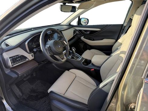 Used 2025 Subaru Outback Limited image 9