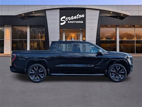 New 2025 GMC Sierra EV Denali image 6