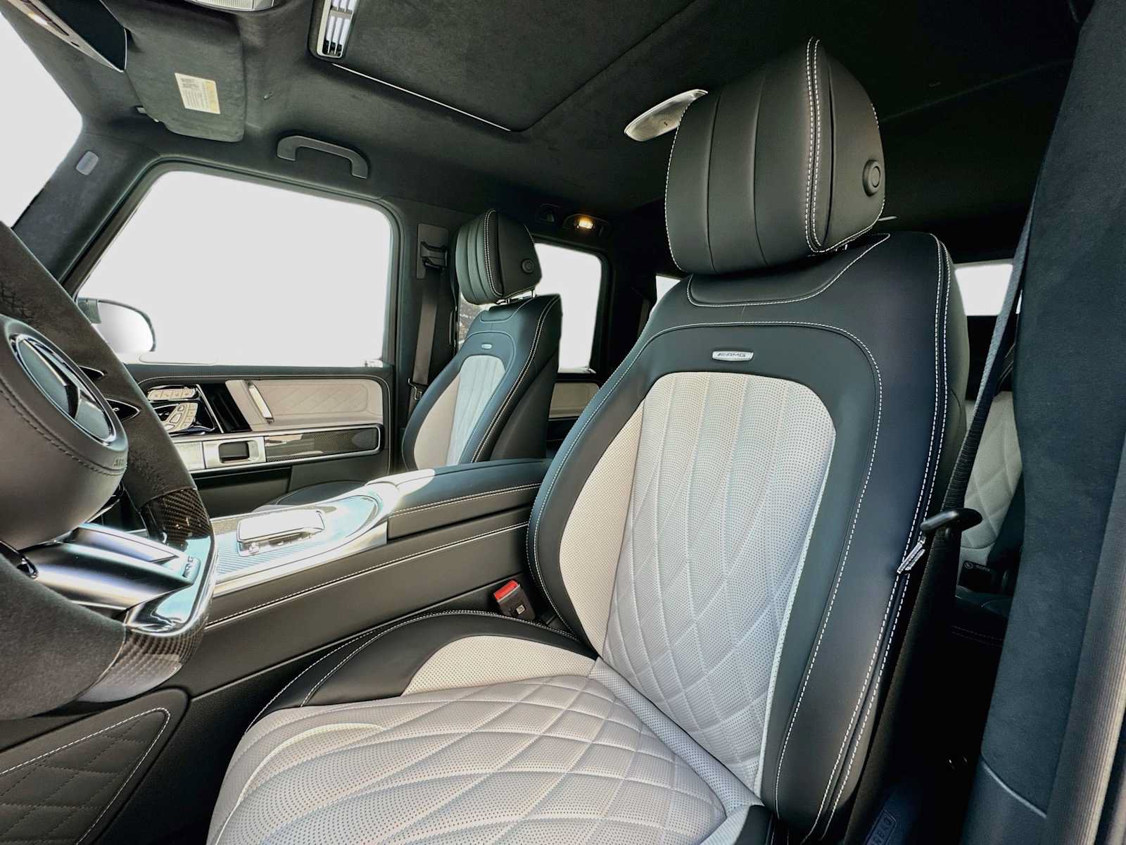 Used 2027 Mercedes-Benz G 63 AMG 4MATIC image 22