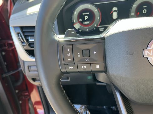 Used 2026 Nissan Rogue SL AWD/4WD image 21