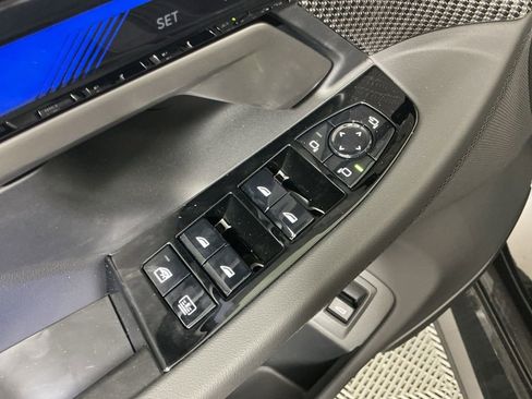 New 2026 BMW M5 w/ Executive Package image 21