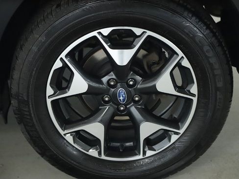 Used 2019 Subaru Crosstrek 2.0i Premium image 38