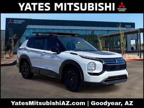 New 2026 Mitsubishi Outlander AWD image 1