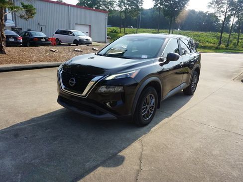 Used 2023 Nissan Rogue S FWD image 22
