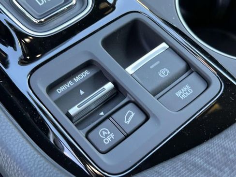 New 2025 Honda Pilot Sport image 29